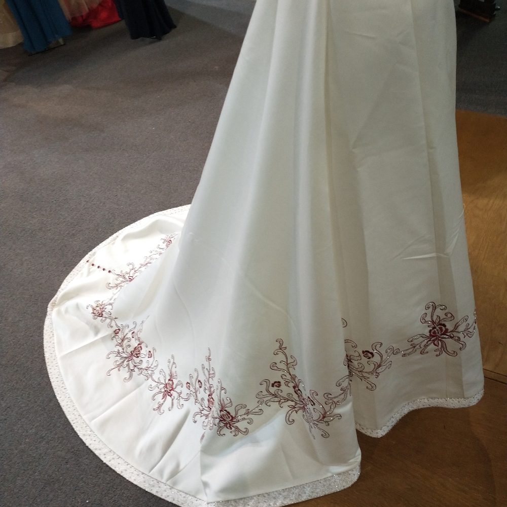 Bridal Originals Beaded, Embroidered Wedding Gown - Picture 6 of 12